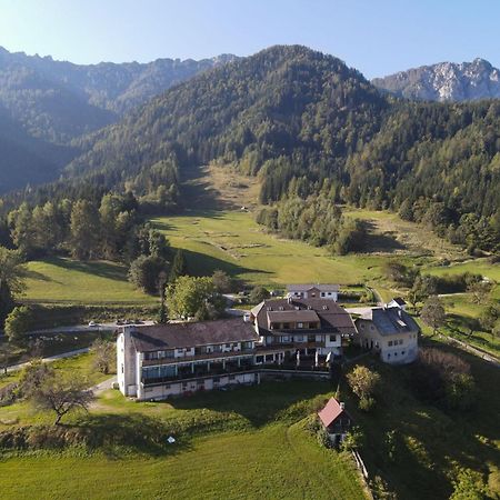 Hotel Baumgartnerhof Finkenstein am Faaker See Exterior photo